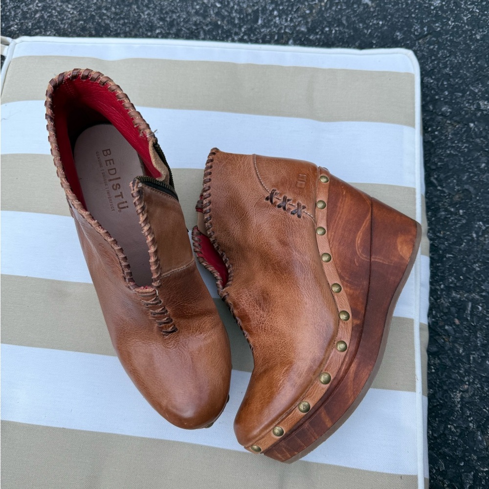 BED|STU Women's Tan Leather Wedge Mules